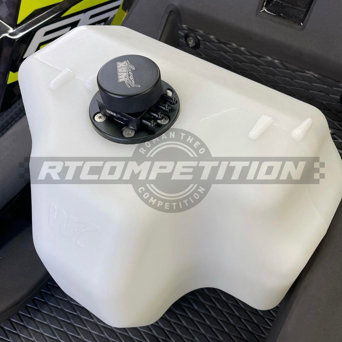 Wax Racing fuel tank